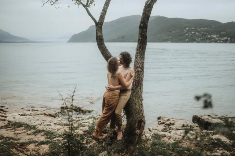 Séance photo pour couple à Chamonix-Mont-Blanc, Sallanches, Manon Guenot Photographe